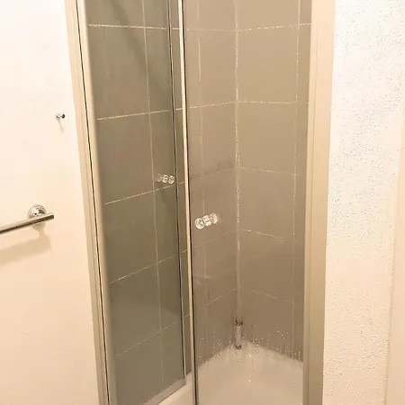 Strandstrasse 32 - 04-06 Lägenhet *